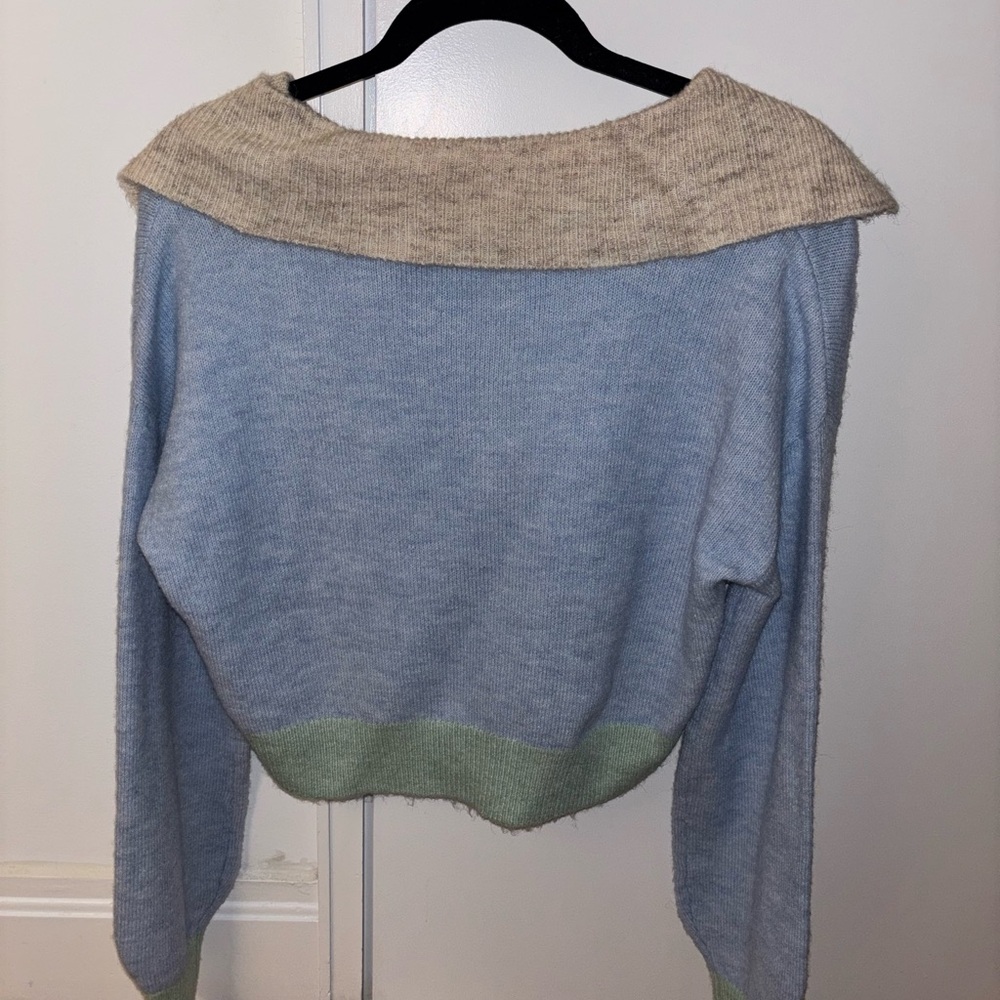 Colored Sweater - Picture 2 of 2